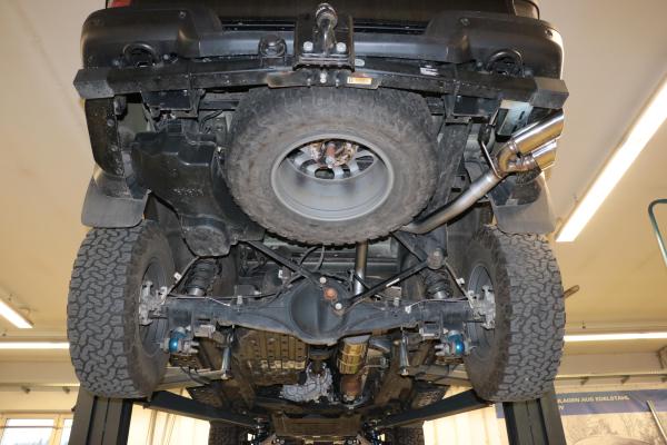 Endschalldämpfer Sidepipe, Ausgang an der rechten Fahrzeugseite hinter dem Hinterrad  - 2x115x85 Typ 38 passend für: Ford Raptor